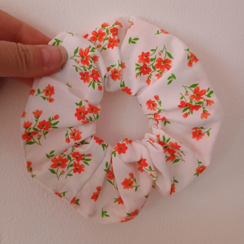 Scrunchie white poplin with orange and green floral pattern, handmade