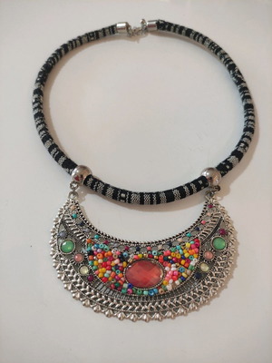 Ethnik necklace new metal with colorful stones