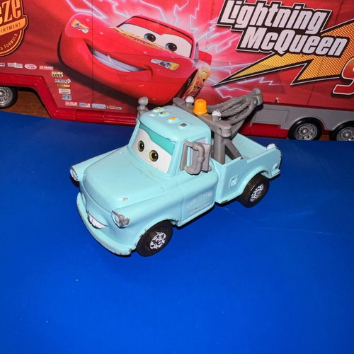 Disney Pixar Cars Aqua Tow Matter diecast 1:55 scale used