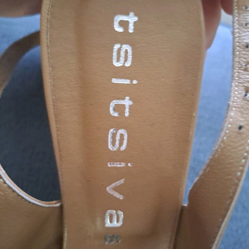 Tsitsivas beige pumps like new, size 41