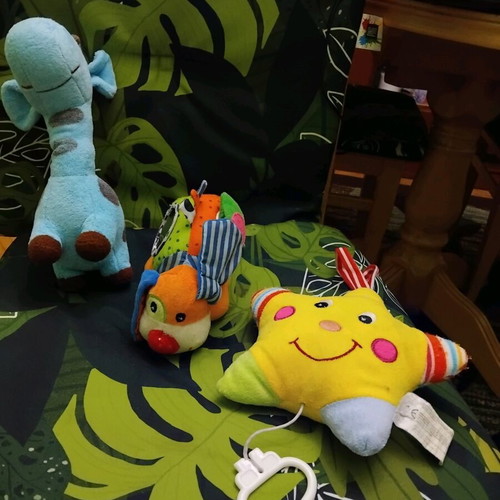 Plush toys used, set of 3 pieces