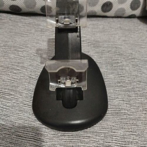 PS4 Controller Stand like new