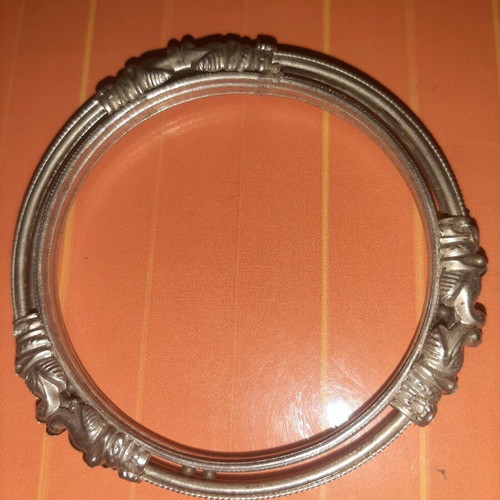 Vintage silver bracelet with elephant design like new