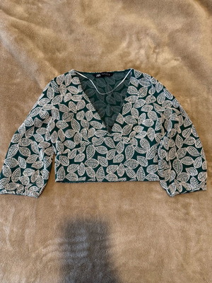Zara crop top like new, green, size S