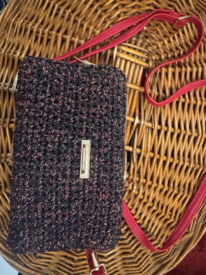 Clutch handmade new