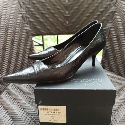 Xaris Kazakos leather pumps used, size 38, black