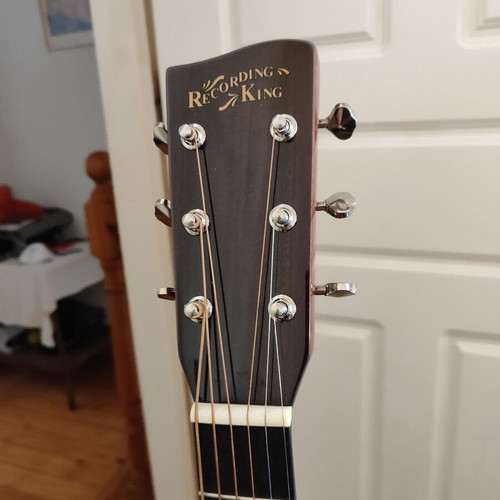 Κιθάρα Recording King RD 318 Adirondack σαν καινούργιο με βαλίτσα