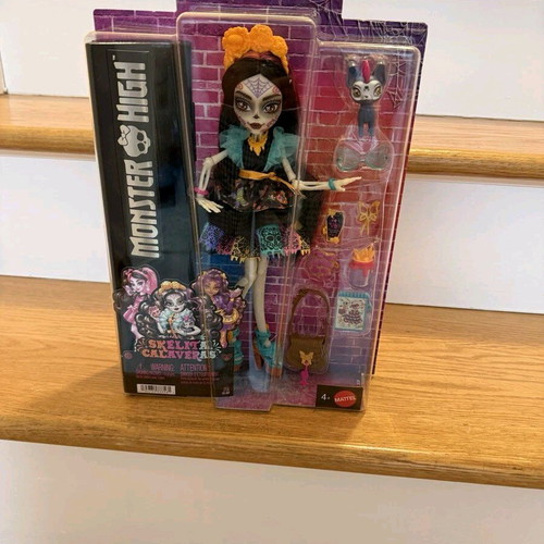 Monster High Skelita Calaveras G3 doll new