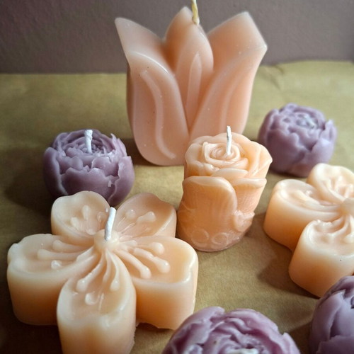 Blossom & Tulip Garden Set of 8 Handmade Decorative Candles New