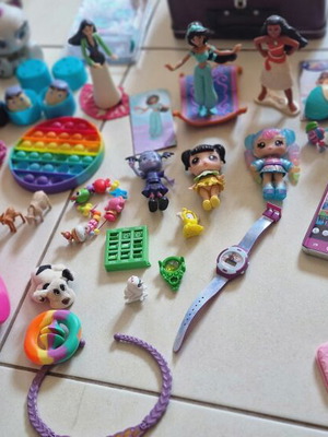 Assorted toy set, pack