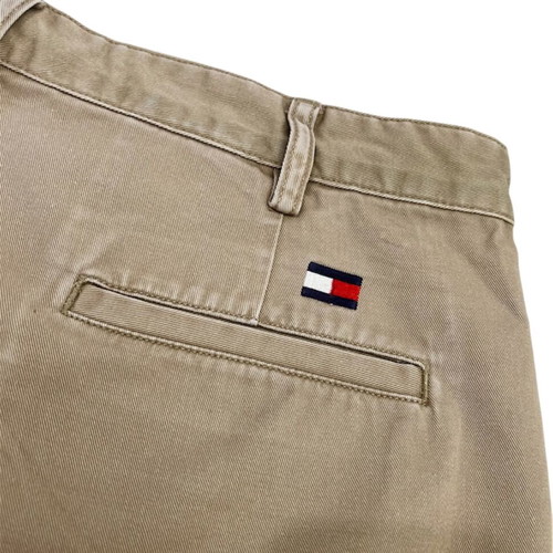Tommy Hilfiger men's beige shorts XL