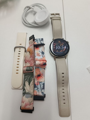 Smart watches used, excellent condition