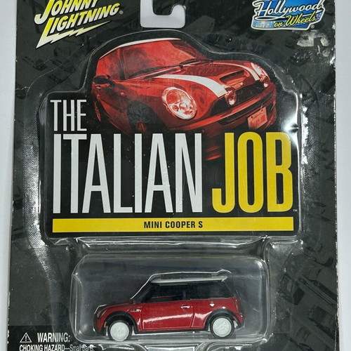 Johnny Lightning 2004 The Italian Job Mini Cooper Red new