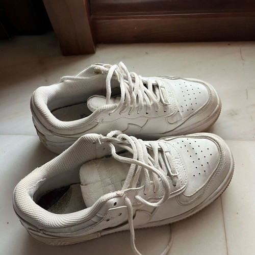 Nike sport shoes used, comfortable, size 39, white