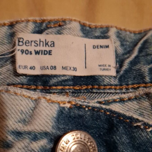 Bershka pants size 40, blue