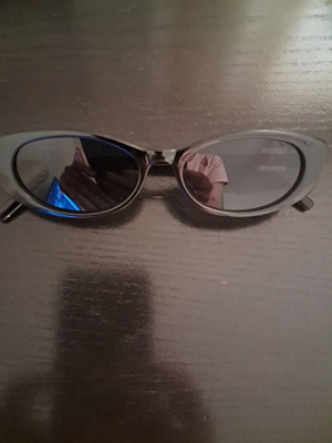 Vintage Y2k Cut Eye Sunglasses like new, black
