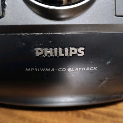Philips AZ1850 USB radio with MP3 link