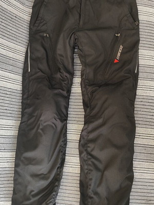 Παντελόνι μηχανής Dainese D-dry σαν καινούργιο, αδιάβροχο, ζεστό