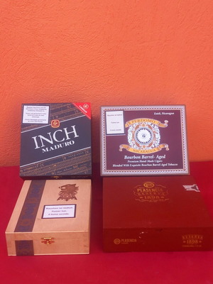 Cigar boxes lot in excellent condition
