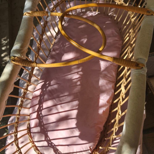 Vintage baby bassinet with mosquito net and covers