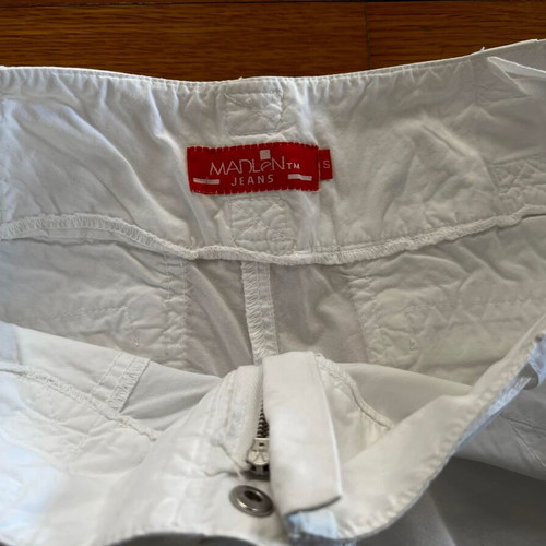 Madlen white cargo pants with satin pockets and decorations, like new