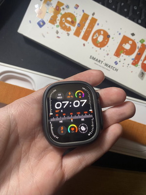 Hello Plum H15+ Ultra smartwatch σαν καινούργιο με Siri και 1GB αποθηκευτικό χώρο