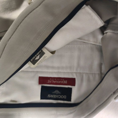 Dockers pants beige cotton used, 34 waist x 32 length