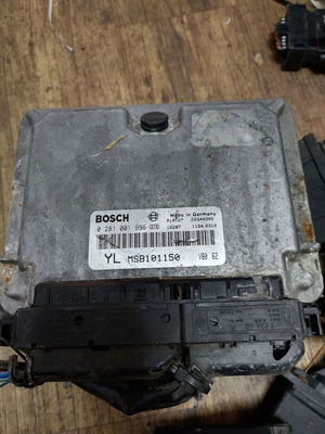 ECU computer Rover 25 45 MG 2.0 Bosch 0281001956 used