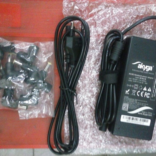 Akyga laptop and tablet power supply 12V-20V 6A 90W with 8 adapters