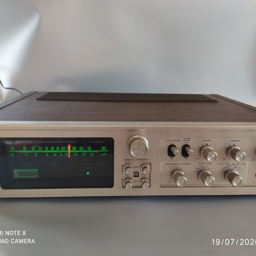 Sanyo DCX 3000KA amplifier used, four-channel, 10×4 watt per channel