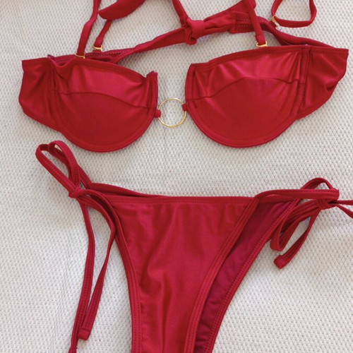 Red bikini top with underwire like new, size S