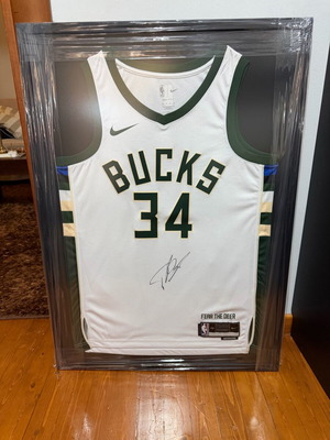 Authentic Giannis Antetokounmpo Nike Swingman Association Edition Jersey in Luxury Frame new