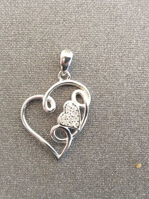 Silver heart outline pendant 17mm new