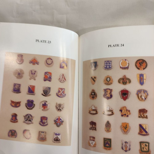 U.S. Army Heraldic Crests book new