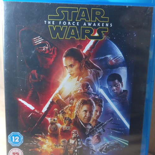 Star Wars The Force Awakens Blu-Ray like new with English subtitles