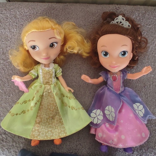 Disney dolls Rapunzel, Sofia & Amber set of 3 like new