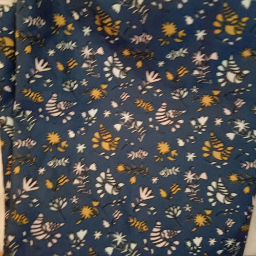 Beautiful fabric new 1.50x1.43 for crafts