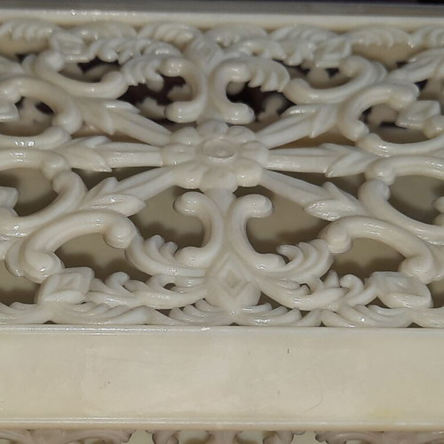 Jewelry box memory keepsake vintage like new
