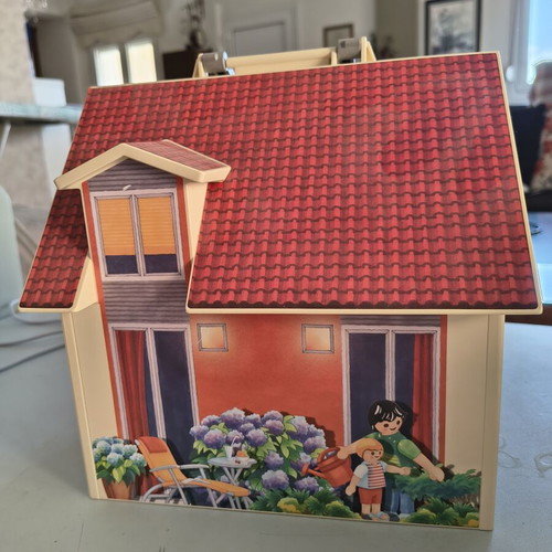 Playmobil modern house toy