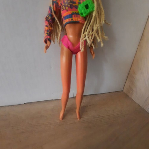 Sindy Crimp & Bead doll Hasbro 1994 used, original clothes