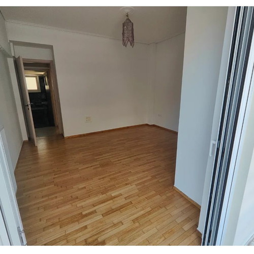 Apartment 98 m² 3rd floor with sea view and balcony in Piraeus