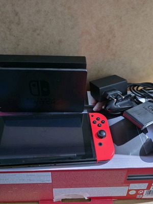 Nintendo Switch v1 used