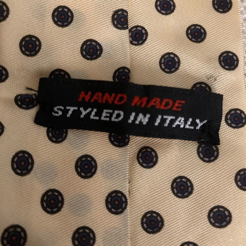 Tie like new, black and yellow