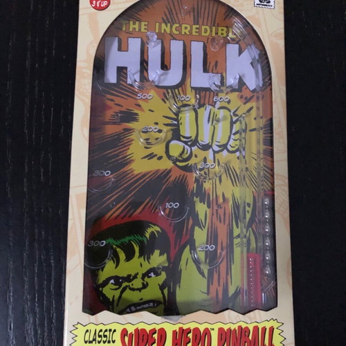 Incredible Hulk Pinball Classic Marvel Super-Hero new 2008