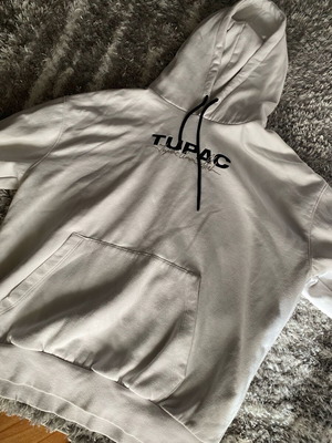 Tupac hoodie used, cotton, size L, Bershka black and white