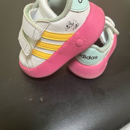 Adidas Bubble Disney shoes used, size 20