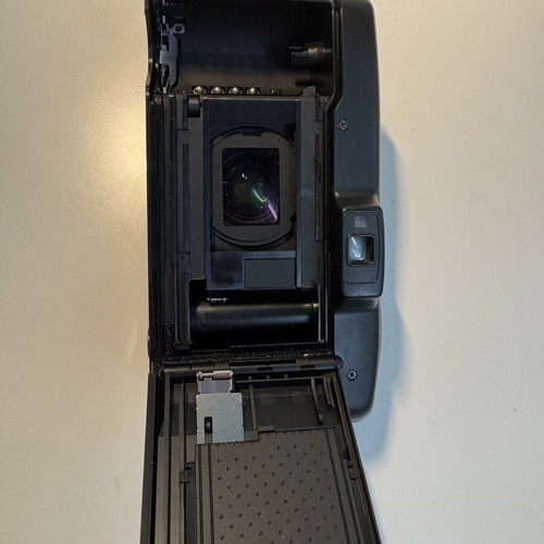 Nikon Zoom 500 AF film camera with Kodak Gold 36/200 film