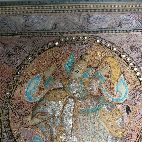 Embossed embroidered painting like new