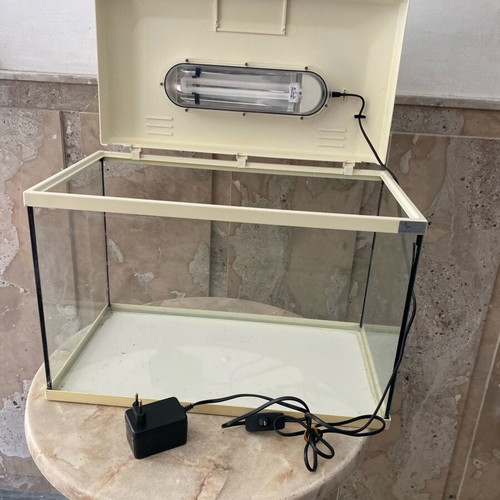Aquatlantis Aquarium 55 Liters Like New with Filter and Lighting
