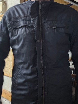Spring jacket used L with 4 external and 3 internal pockets